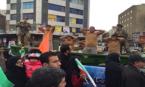 تفنگداران متجاوز آمریکایی به راهپیمایی ۲۲ بهمن آمدند+عکس