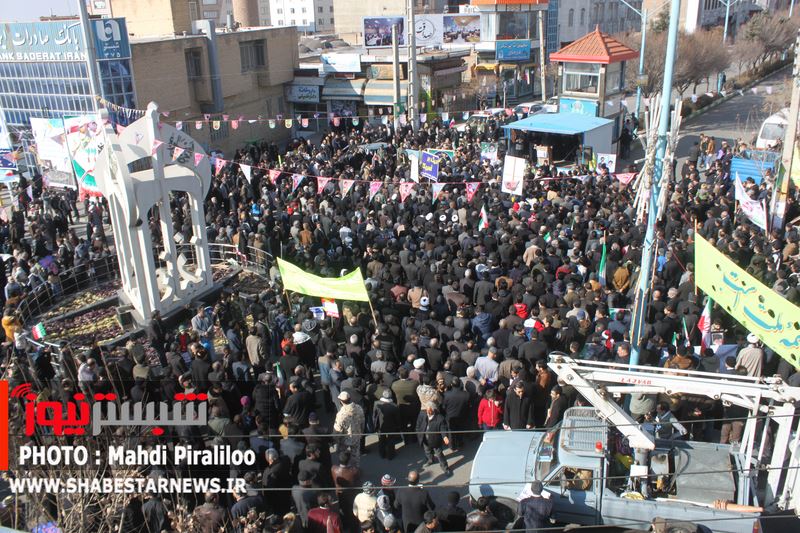 حضور کوبنده مردم شبستر در راهپیمایی ۲۲ بهمن۹۴ +تصاویر