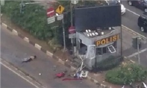 چندین انفجار پایتخت اندونزی را به لرزه درآورد/دستکم۷ نفر کشته شدند/اندونزی به حالت آماده‌باش درآمد/انفجار هفتم هم به وقوع پیوست+تصاویر