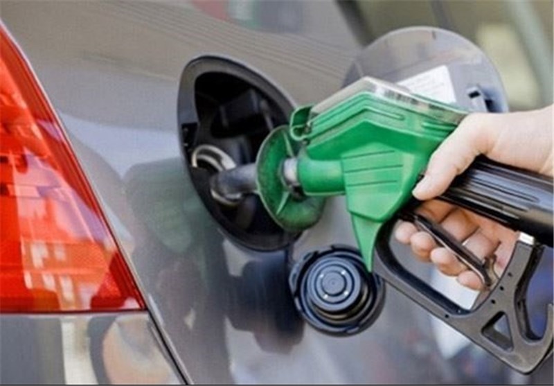 درخواست‌ نمایندگان مجلس از کمیسیون تلفیق برای افزایش نیافتن قیمت بنزین