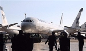 خودداری شرکت‌های هواپیمایی از تجارت با ایران ادامه دارد/ تردید افکنی ترامپ
