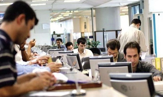لغو ممنوعیت شرکت کارمندان دولت در آزمون‌های استخدامی