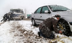 وقوع برف و کولاک در ۷ استان کشور/ اسکان اضطراری مسافران در راه مانده
