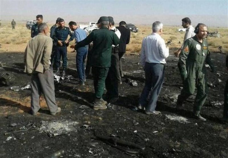سقوط جنگنده سپاه در استان فارس/ خلبان به شهادت رسید + عکس
