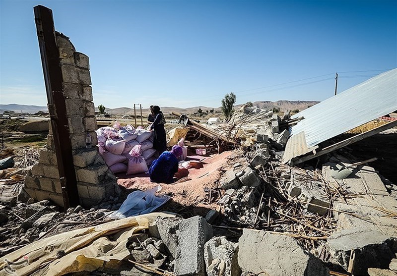 ضعف ستاد مدیریت بحران در مناطق زلزله‌زده ‌کاملاً مشهود است