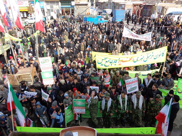 حضور گسترده مردم شهر سیس در راهپیمایی 22 بهمن +تصاویر