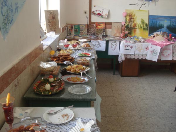 جشنواره غذا در دبیرستان بیاضیان سیس