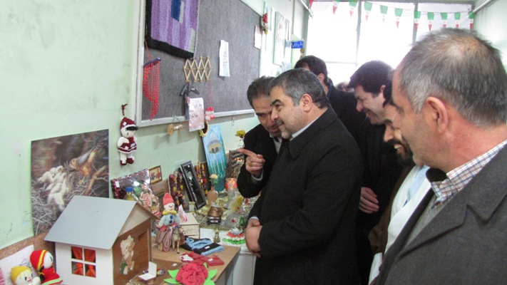 افتتاح نمایشگاه دستاوردهای انقلاب درصوفیان