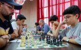 مسابقات شطرنج به مناسبت دهه فجر در شبستر برگزار می شود+عکس