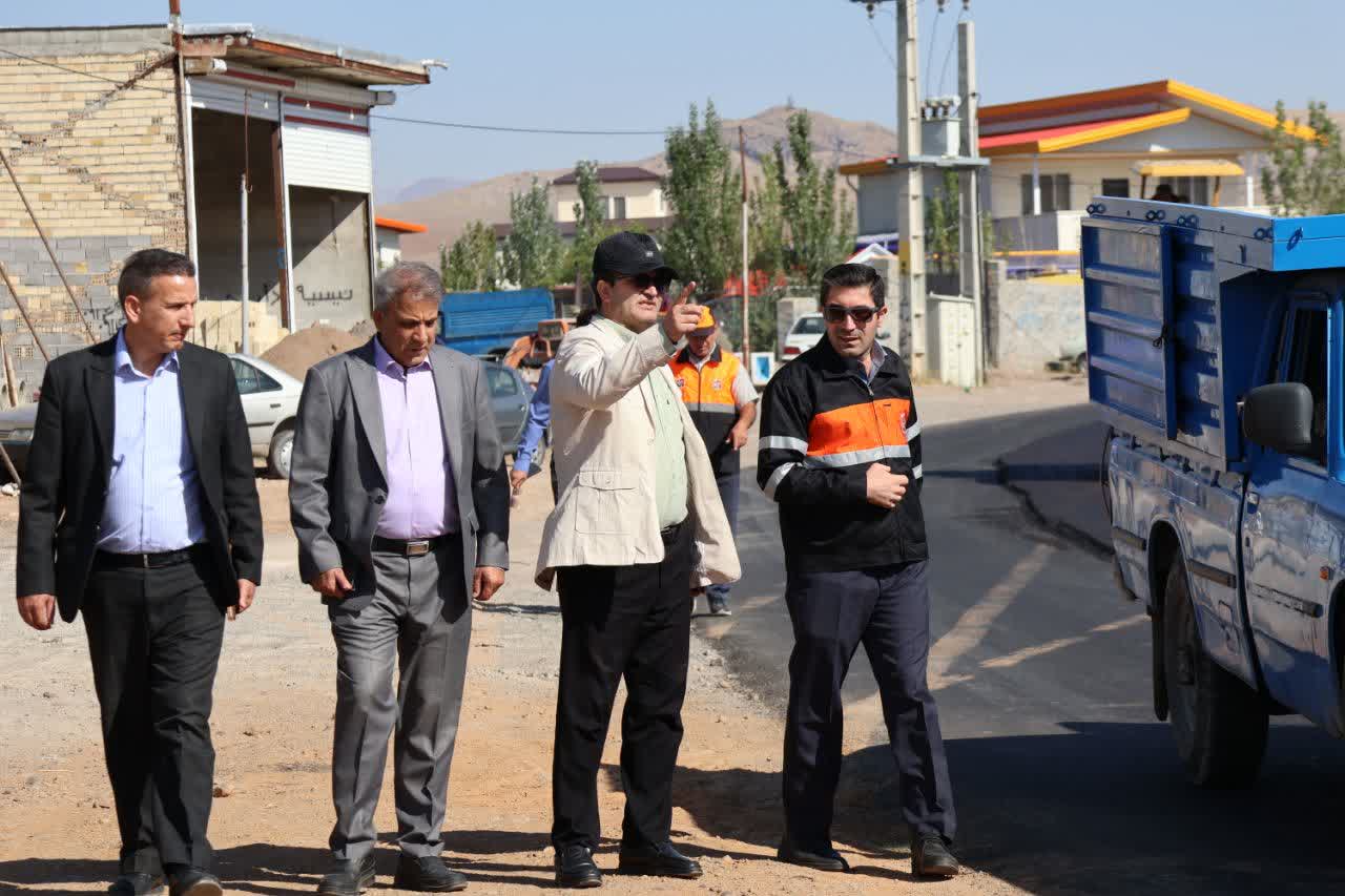 گرهگشایی فرماندار شبستر از مشکلات روستاهای هارونیه، باغوزیر و سفیدکمر؛ از اصلاح شبکه برق تا حل چالش اراضی