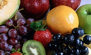 کاهش خطر بیماری های قلبی با مصرف میوه