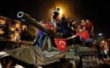 پس‌لرزه‌های کودتای ترکیه کماکان ادامه دارد: برکناری ۲۵۰۰ معلم دیگر