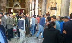 ۲۲ کشته و زخمی در پی انفجار نزدیک کلیسایی در قاهره+ تصاویر