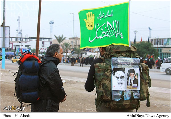 تصاویر ابراز علاقه به رهبر انقلاب در راهپیمایی اربعین حسینی