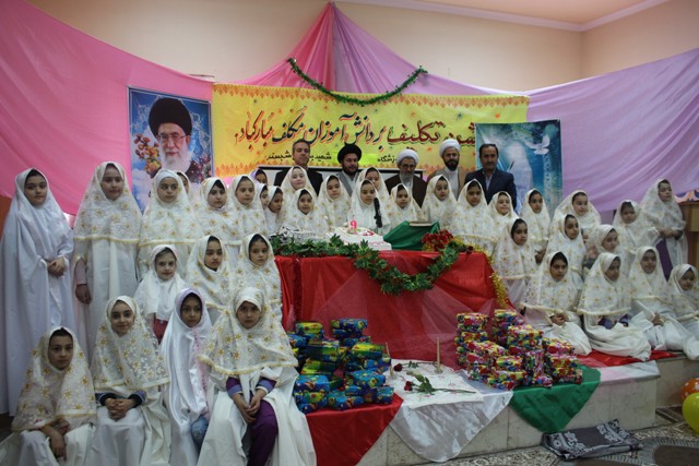 جشن تکلیف دبستان دخترانه شهید بهشتی شبستر برگزار شد+تصاویر