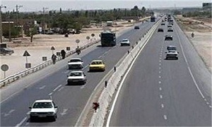 ترافیک در اتوبان تبریز- زنجان نیمه سنگین است