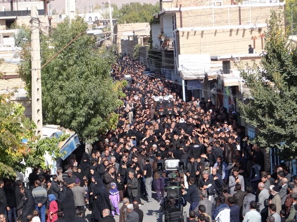 اجتماع عزاداران عاشورای حسینی در سیس برگزار شد+ تصاویر