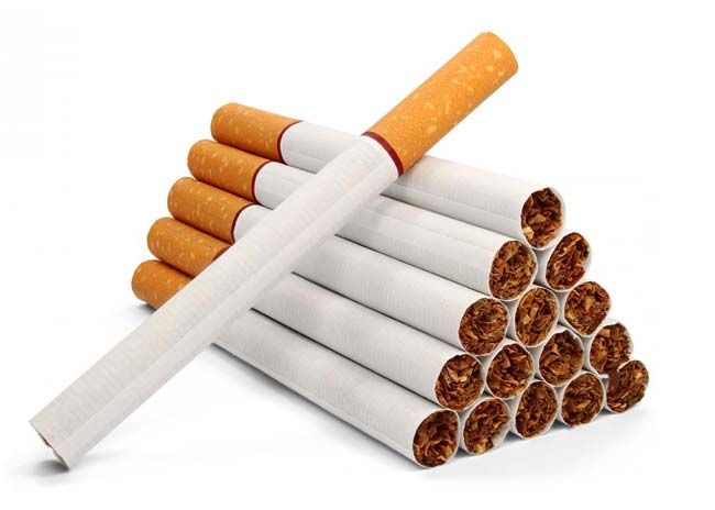 بیش از ۱۰ هزار نخ انواع سیگار خارجی قاچاق کشف شد