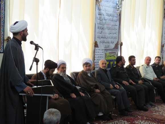 تصاویر/گرامیداشت سالگرد ارتحال امام راحل در زادگاه پدری مقام معظم رهبری