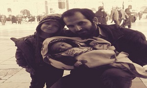 شهیدمدافع حرم و دو کودک خردسالش+عکس