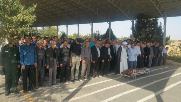 مراسم تشییع و خاکسپاری مادرشهید علیرضامردبی غم درشبستر برگزار شد+تصاویر